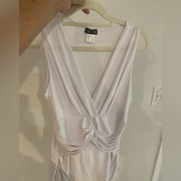 Perfect top - Picture 3 of 6